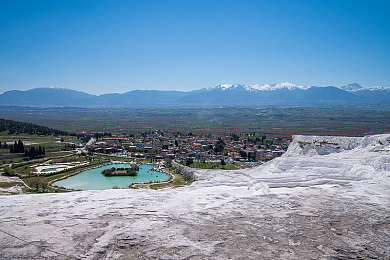 男生女生在一起草草草软件：情侣互动新游戏，浪漫体验来袭-1