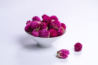 军人Gay吊大人帅精浓：军旅题材新游戏，视觉盛宴引热议