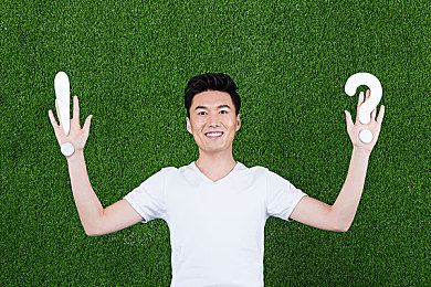 公交车上的诗请和小诗的背景故事：公交车上诗意的举动，点亮生活美好瞬间-1