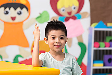 被夫部长侵犯的漂亮人妻：部长家庭丑闻曝光，妻子勇敢揭露真相-1