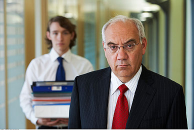 双手攀上两座山峰:攀岩世家传人,勇攀珠峰再创辉煌-1