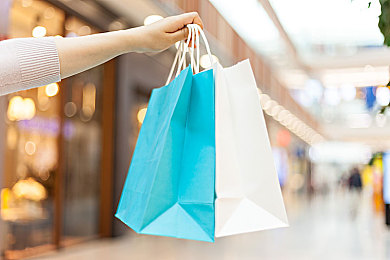 打白嫩秘 光屁屁女学生:校园秘罚引热议,教育方式引争议-2