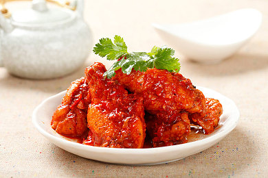 扒开腿cao烂你小sao货软件：游戏名惊悚引热议，神秘团队打造惊险新体验