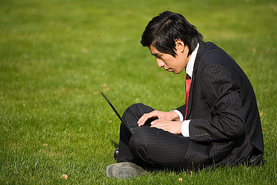 香港猥琐摄影师kk捆绑国模：摄影师涉嫌捆绑国模，行业风波引关注-1