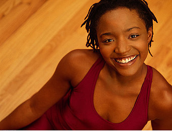 五月丁香色婷：某地丁香节盛大开幕，紫色花海等你赏-2