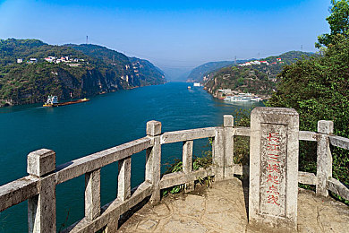 巨大な筋肉男男动漫游戏推荐:肌肉英雄集结,激战世界等你来!-2