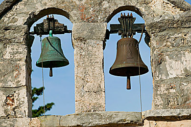 欧美变态videos绿帽情节：网络怪象：变态视频挑战道德底线-1