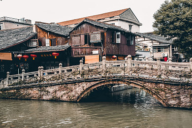 日本护士体内she精4XXX：护士体内惊现大量不明液体，真相令人震惊！-1