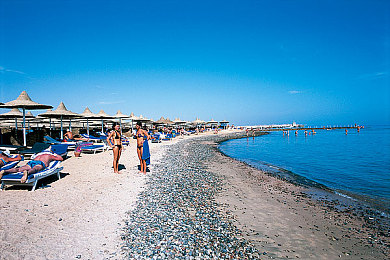 欧美 巨大 房乳 挤奶：牛奶革命：新科技提升产量，环保又高效