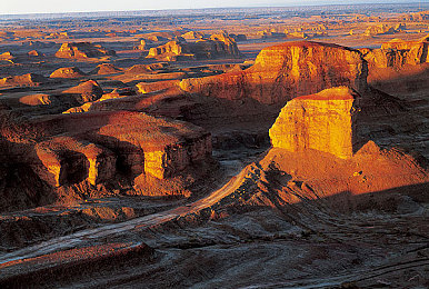 中国少妇XXXXXX做受厨房：烹饪达人少妇，美食盛宴等你来尝-1