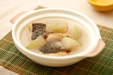 调教体育生Gay2022www：体坛新星：赛场内外双料风采