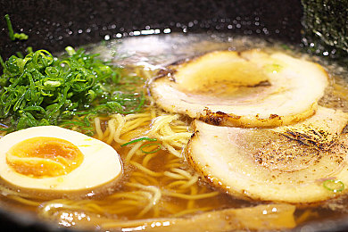 KTV卫生间里被强啪啪：KTV惊悚事件，公共场所安全引关注-3