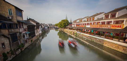 ass美女撒尿PicShing：美女撒尿照引争议，隐私权与公德如何权衡？-2