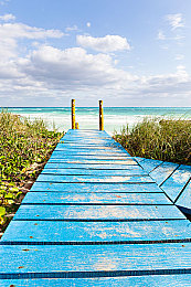 KTV小雪被男站着强啪了:KTV惊魂夜:女子险遭暴力侵犯,安全警钟长鸣-4