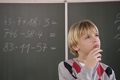 乌兰图雅裸体毛片：歌手乌兰图雅裸照风波，隐私保护引关注-2