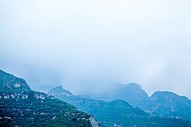 美女被 到爽 流触手游戏：美女畅玩触手游戏，爽快体验引关注-2