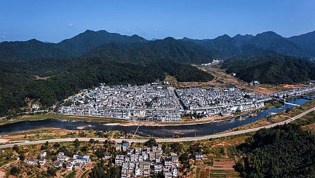 和少妇人妻邻居做爰:邻里风波惊动社区,夫妻信任遭背叛-3