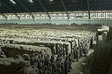 女初高中拍击打屁股：校园暴力频发，关注青少年心理健康-2