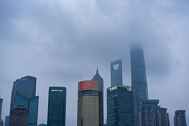 香蕉插桃子：跨界水果新潮流，香蕉桃子尝鲜记-1