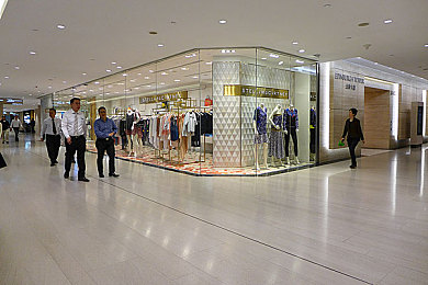 公交车上的诗请和小诗的背景故事：公交车上诗意的举动，点亮生活美好瞬间-2