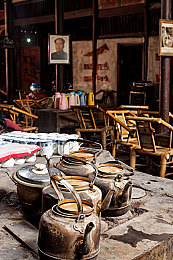 中国女人toilet沟厕：奇幻小镇解谜冒险，厕所难题等你来挑战-2