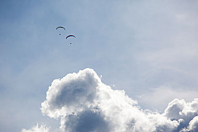 FreeⅩ牲护士Vidos中国：护士角色扮演游戏走红，沉浸式体验引人入胜-3