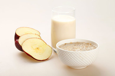 娜娜老师家访：游戏老师家访引发关注，关爱学生树立教育典范-3