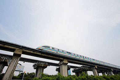 黄色软 软件：网络清朗行动：揭秘“黄色软件”危害与打击力度-3