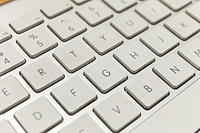 被脱狱者侵犯明里紬skD-113：游戏角色遭侵犯，玩家呼吁加强安全监管-4