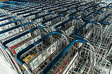 陈冠希阿娇13分49秒：陈冠希阿娇互动引猜测，友情坚不可摧-2