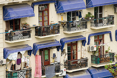 扒开腿cao烂你小sao货软件：游戏名惊悚引热议，神秘团队打造惊险新体验-4