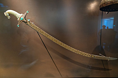 明里紬被邻居侵犯在线观看：深夜惊魂！邻居侵犯引关注，明里紬勇敢维权-2