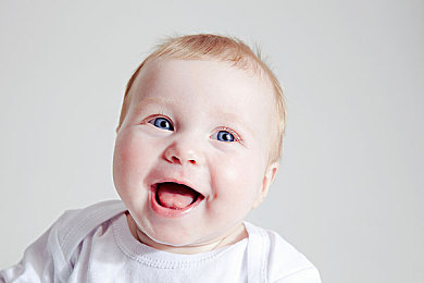 很黄很污的软件：软件争议：低俗内容引社会关注，行业自律成关键-3