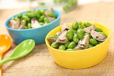 阿娇被吸奶头高潮的最新消息：当红女星意外走光，娱乐圈再掀波澜-2