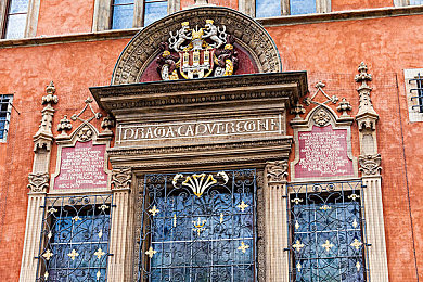 亚洲公厕toilet女人沟沟|“女性驾驶需求引领创新:汽车座椅优化与空间布局革新,打造舒适驾驶新体验”-1