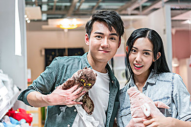 亚卅女裸体毛茸BBw|“神秘设计灵感碰撞科技潮流,全新车型亮相引期待,颠覆传统汽车体验”-5