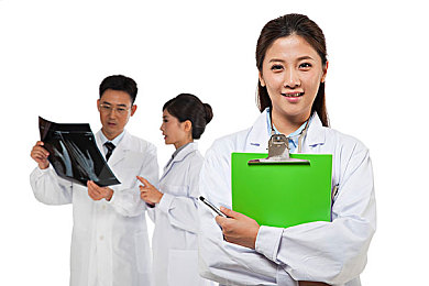 三上和小职员松泽的婚姻状况|驾驭梦想,爱情启航:汽车中的浪漫人生-2