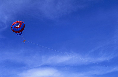 打光屁股秘 sp网站｜新能源汽车资讯盛宴：续航里程提升，插电混动受关注，权威信息一网打尽-3