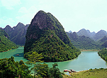 夜夜嗨一区二区三区|潮流驾驭,夜行侠家轿新篇章-1