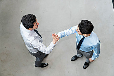 李蓉蓉七夕物语|浪漫七夕汽车盛宴:汽车品牌创意促销,爱情与购车双赢-2