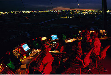 张柏芝的黑色｜娱乐圈女神张柏芝低调奢华座驾曝光，国际豪华品牌轿车演绎低调品位生活-1