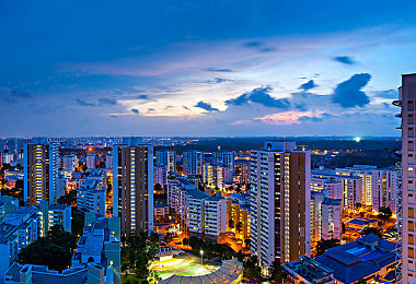 打扑克牌又疼又叫视频软件|智能驾驶新宠,语音操控,安全娱乐两不误-2