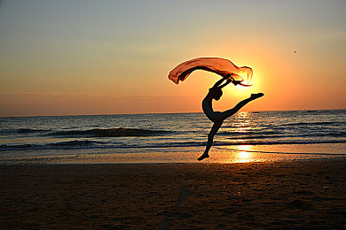 明里柚人妻出差侵犯|“安全驾驭,畅行无惧,出行无忧之旅”-4