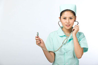 富二代成人短视频｜富二代短视频热潮下的汽车文化：奢华炫富还是正能量传递？-4