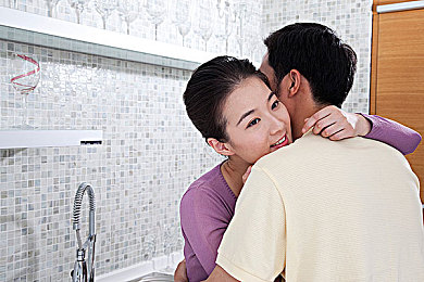 专门憋尿的衣服|汽车驾驶新装备:缓解憋尿困扰,提升驾驶安全与舒适-2