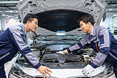 黑料反差｜豪华SUV X5口碑两极分化：性能品质佳却遭性价比质疑，厂商需重视消费者需求-2