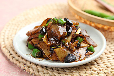 天天日天天舔天天干|热销车型销量攀升,神秘昵称“天天日天天舔天天干”揭秘:性能卓越,价格亲民,性价比高引消费者追捧-1