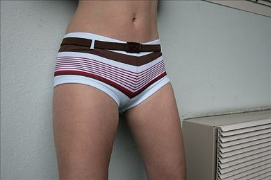 少妇厨房愉情干柴烈火91｜女性魅力与科技融合，＂少妇厨房＂新车型引领驾驶潮流-5