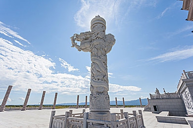 国产精品一卡二卡｜国产SUV新秀惊艳亮相，强劲动力与智能配置打造亲民国产精品-2