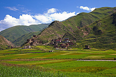 99热只有｜科技驱动，动力非凡：全新车型引领汽车行业新潮流，强势来袭！-1